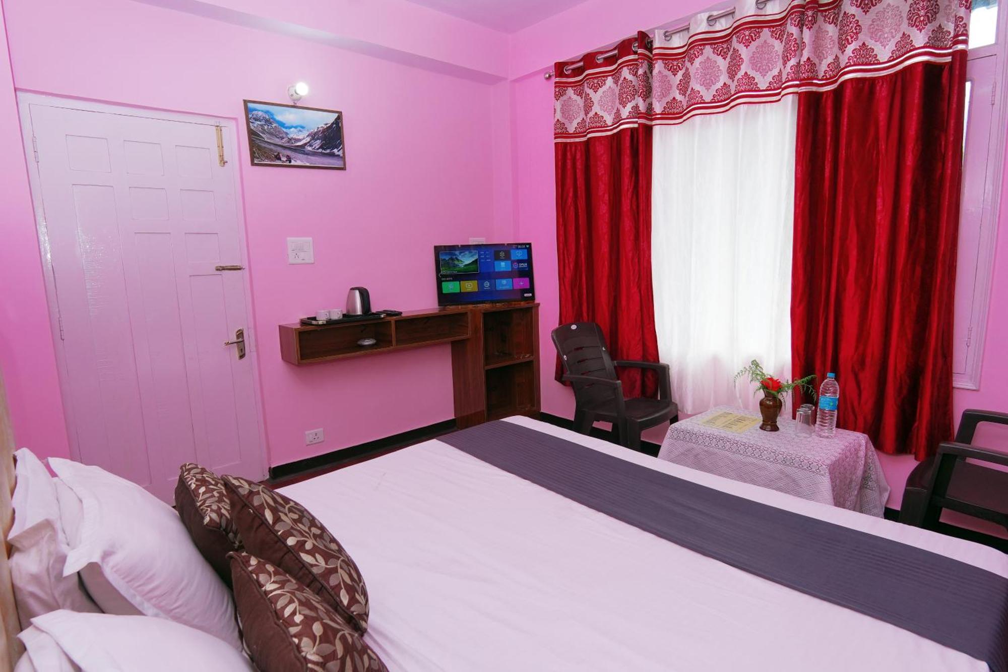 Shimla Hills Apartments 2Bhk מראה חיצוני תמונה